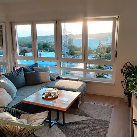 Appartement Vesta - Across Bcc Shopping Mall *
